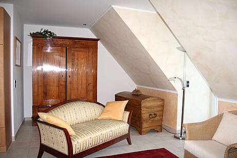Wohnzimmer der Ferienwohnung 10 in der Villa Wagenknecht