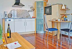 Küche in der Ferienwohnung 07 der Villa Seegarten