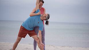 Yoga am Strand von Boltenhagen