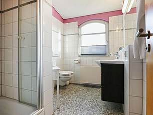 Badezimmer Ferienwohnung 06 Villa Sonnengarten