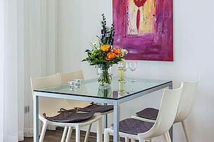 Essplatz in der Ferienwohnung 03 der Villa Höger