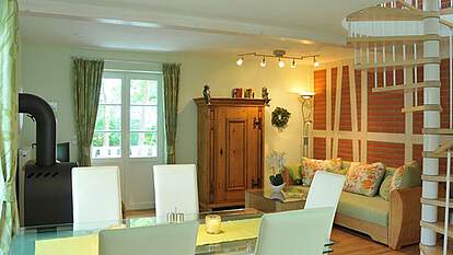 Wohnbereich der Ferienwohnung 07 im Landhaus Victoria