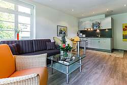 Wohnzimmer der Ferienwohnung 06 in der Villa Höger