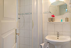 Badezimmer Ferienwohnung 02 Landhaus Victoria