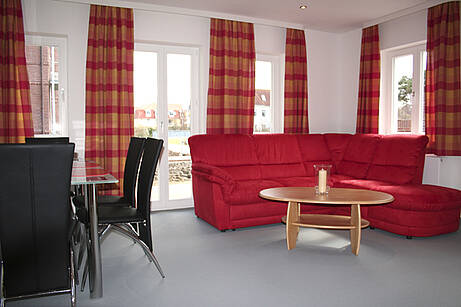 Wohnzimmer in der Ferienwohnung 01 der Villa Wagenknecht