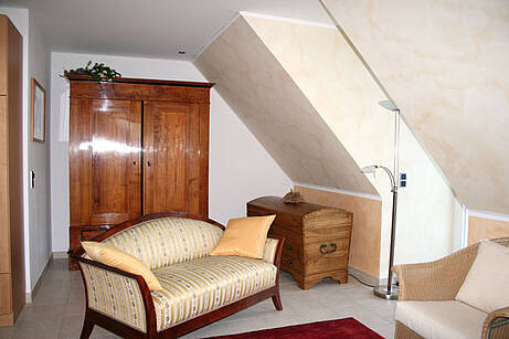 Wohnzimmer Ferienwohnung 10 Villa Wagenknecht Wohnzimmer der Ferienwohnung 10 in der Villa Wagenknecht