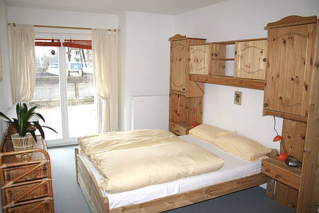 Schlafzimmer Ferienwohnung 02 Villa Wagenknecht