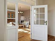 Ferienwohnung 02 'Poggensoll' - Durchgang in den Wohnbereich