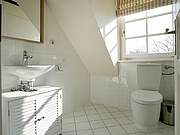 Ferienwohnung 08 'Möres Hörn' - Gäste- WC im Obergeschoss